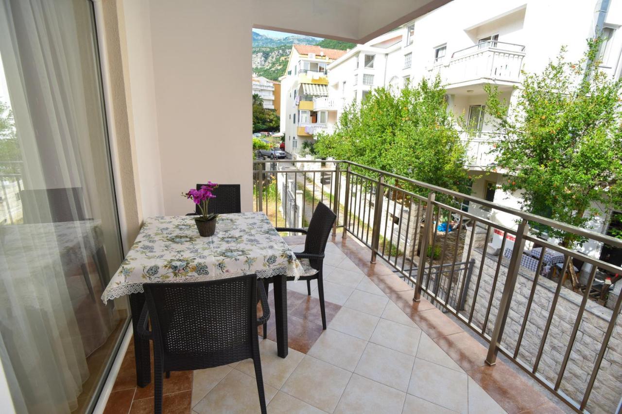 Hotel Suzana Budva Exteriör bild